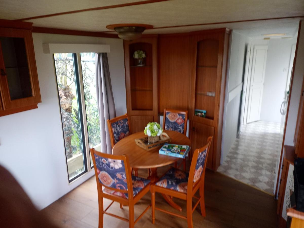 De Boerenskuur..Chalet.. Assendelft Eksteriør billede