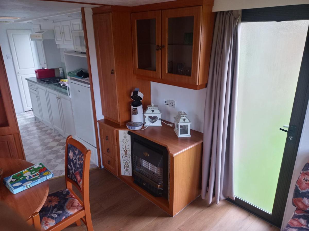 De Boerenskuur..Chalet.. Assendelft Eksteriør billede